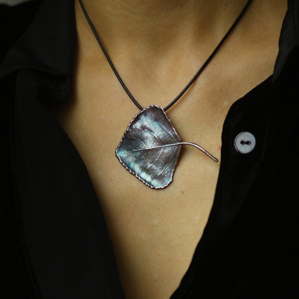 Poplar leaf pendant in colored silver